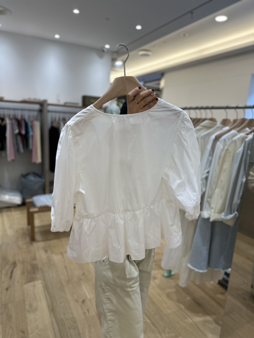 BELIEVE MOMENT韓國直郵女裝新品休閑職業真品熱賣襯衫蕾絲衫RENDER襯衫/蕾絲衫