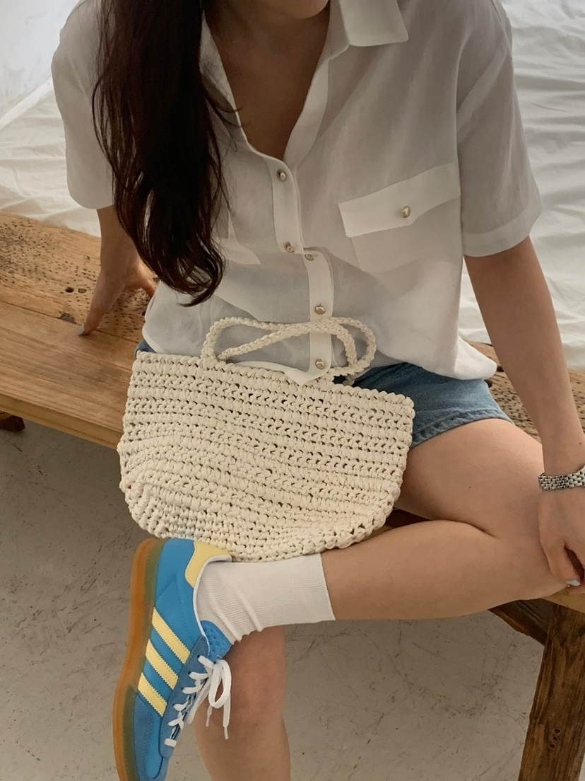 Bread韓國直郵東大門實拍女裝新款推薦熱賣時尚人氣襯衫蕾絲衫BREAD襯衫/蕾絲衫
