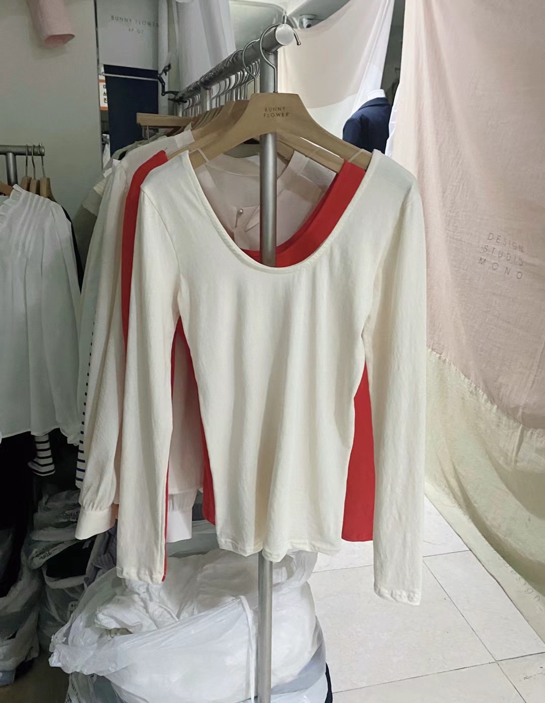 BUNNYFLOWER2韓國直郵女裝新款推薦24春夏時尚真品長袖T恤BUNNYFLOWER2長袖T恤圖色2