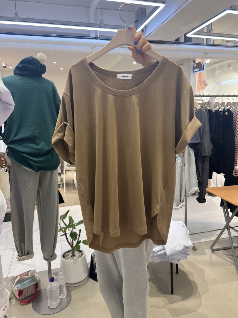 URBANE韓國直郵女裝新款時尚真品熱賣職業休閑24春夏推薦T恤DANBALT恤圖色3