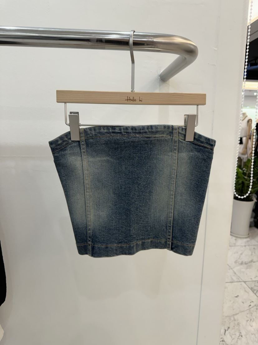 Hello Hi直郵韓國代購女裝新品時尚24春夏職業推薦吊帶背心Hello Hi吊帶/背心