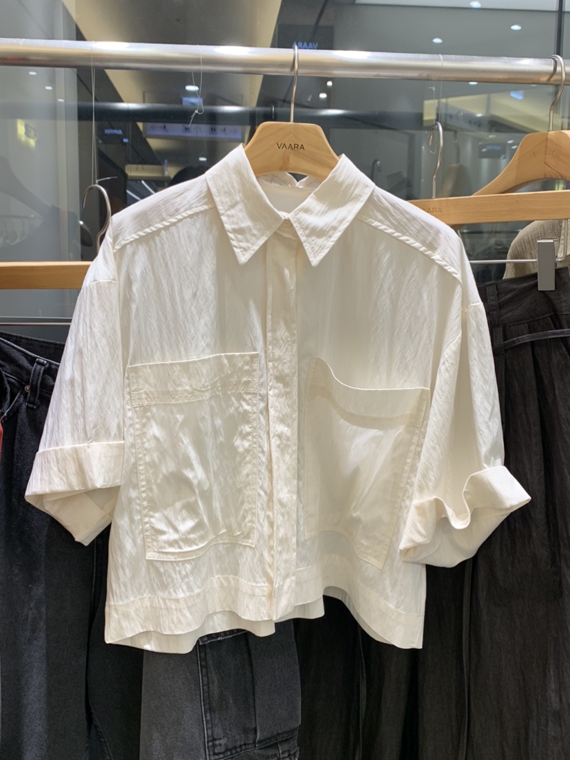 VAARA直郵韓國代購女裝新品真品職業休閑時尚襯衫蕾絲衫短款VAARA襯衫/蕾絲衫