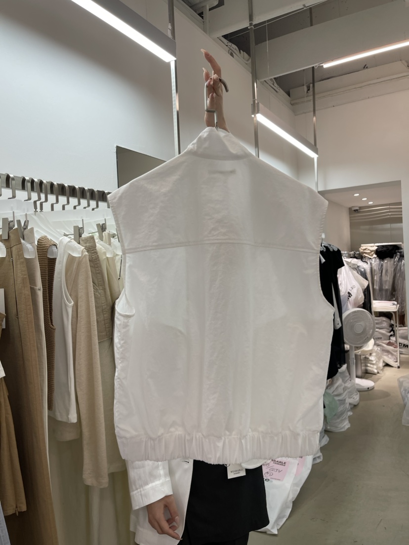 WEARABLE韓國直郵東大門代購女裝新品人氣推薦24春夏馬甲WEARABLE馬甲