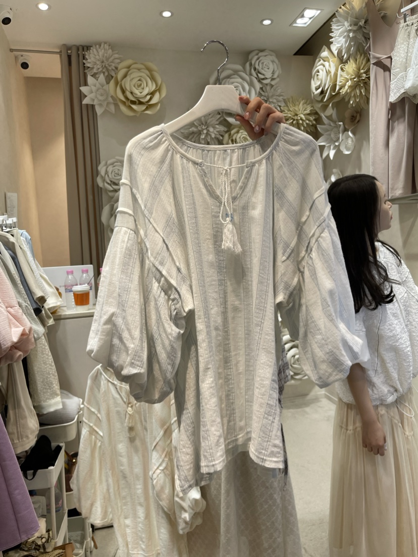 RARA韓國直郵東大門實拍女裝新款24春夏熱賣真品襯衫蕾絲衫MELO襯衫/蕾絲衫圖色2