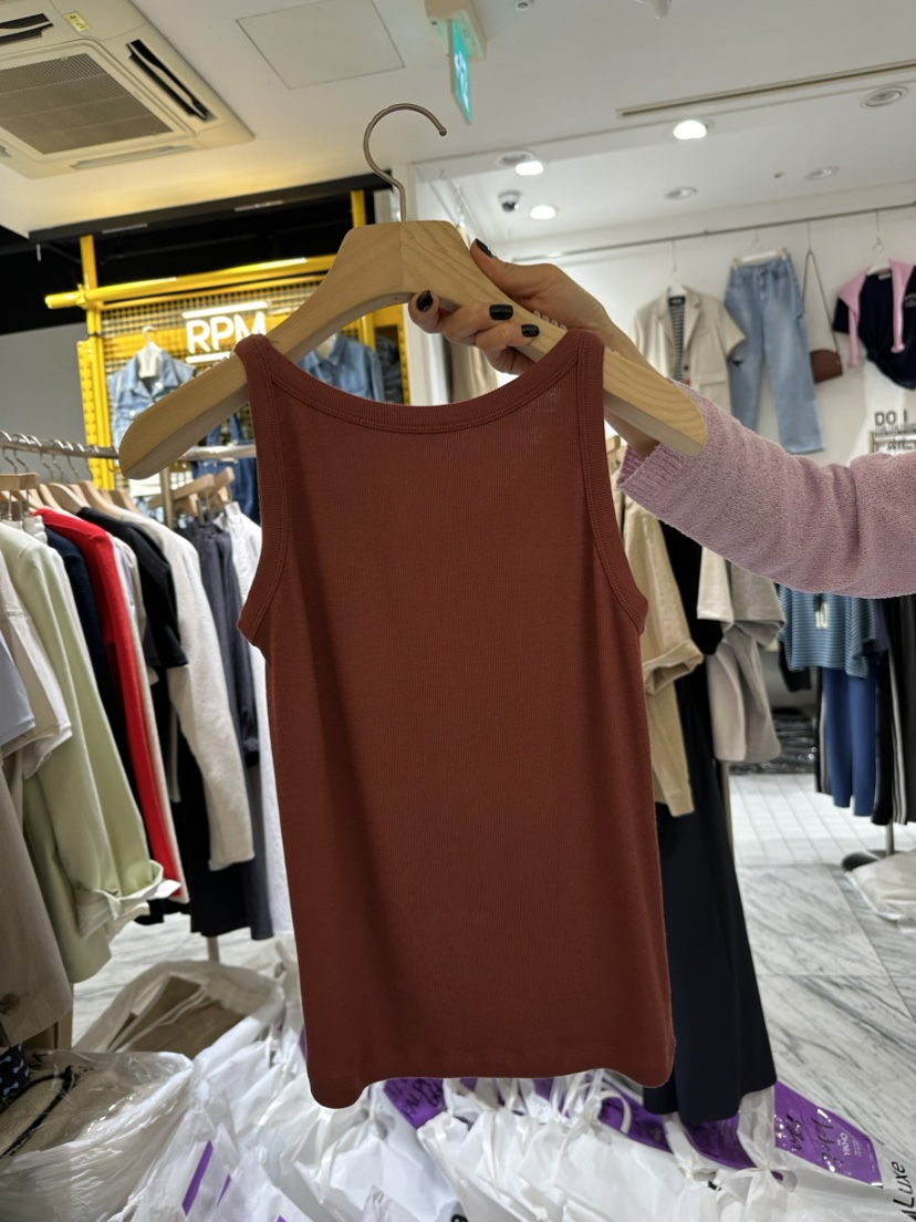 YIKHO STYLE直郵韓國代購女裝新款人氣時尚熱賣真品吊帶背心YIKHO STYLE吊帶/背心