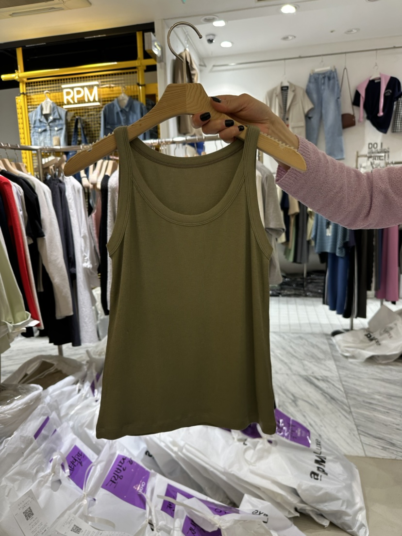 YIKHO STYLE直郵韓國代購女裝新款人氣時尚熱賣真品吊帶背心YIKHO STYLE吊帶/背心圖色4