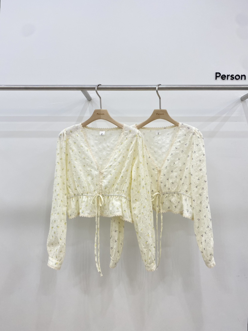 Person東大門實拍女士新品24春夏時尚真品襯衫蕾絲衫蕾絲PERSON襯衫/蕾絲衫