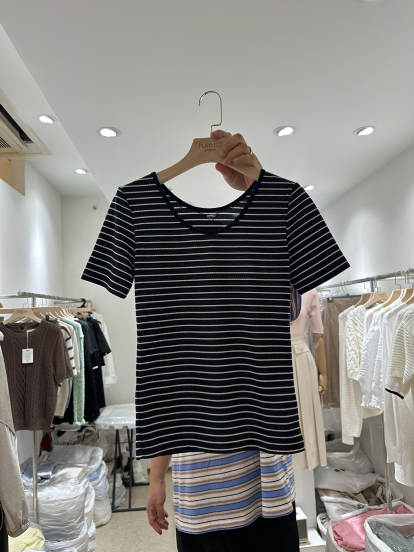 PLAYLIST韓國直郵女士新款職業熱賣時尚休閑24春夏人氣T恤confettiT恤圖色2