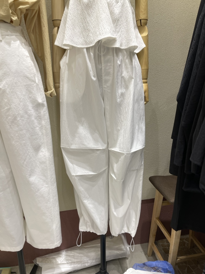 BROCCOLISALAD韓國直郵東大門實拍女裝新品熱賣休閑人氣休閑褲BROCCOLISALAD休閑褲圖色1