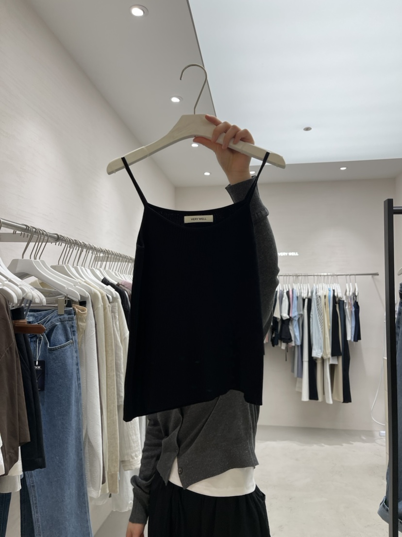 VERY WELL韓國直郵東大門代購女裝新品推薦人氣24春夏吊帶背心my juni吊帶/背心圖色4