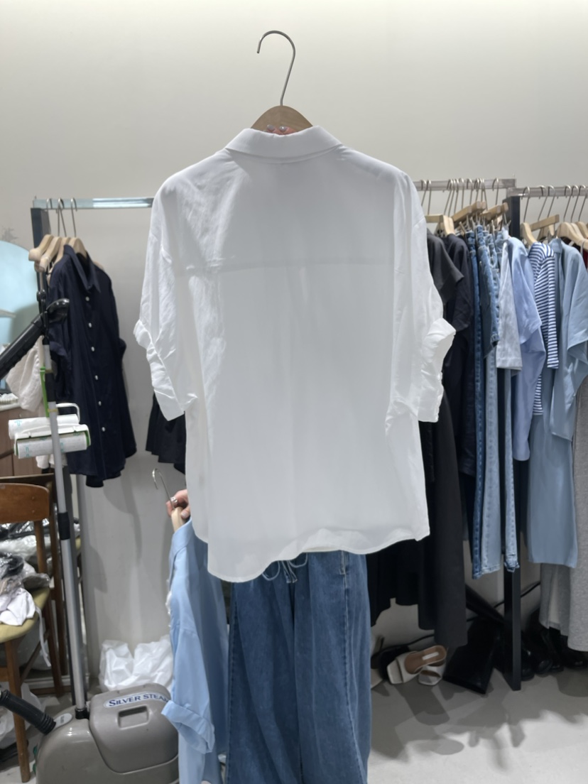 W AND J韓國直郵東大門實拍女裝新品推薦時尚休閑襯衫蕾絲衫W AND J襯衫/蕾絲衫