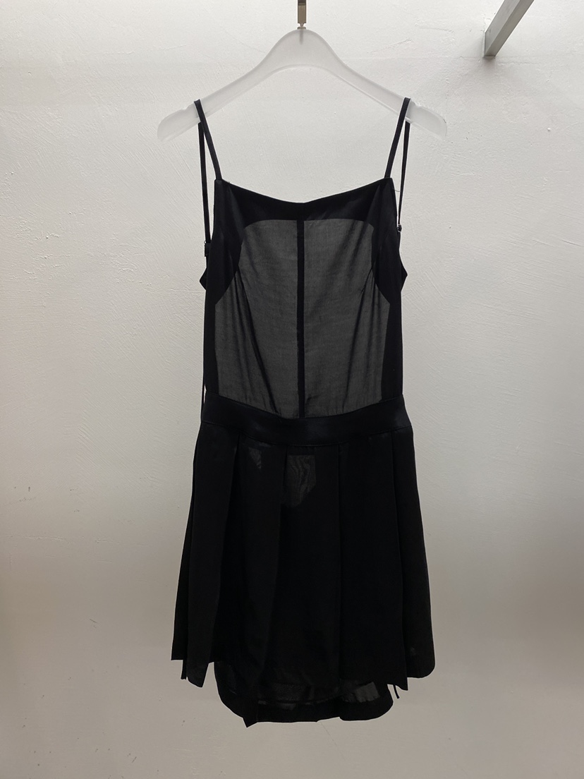 WEARABLE韓國直郵東大門實拍女裝新品24春夏職業連衣裙百褶WEARABLE連衣裙圖色2