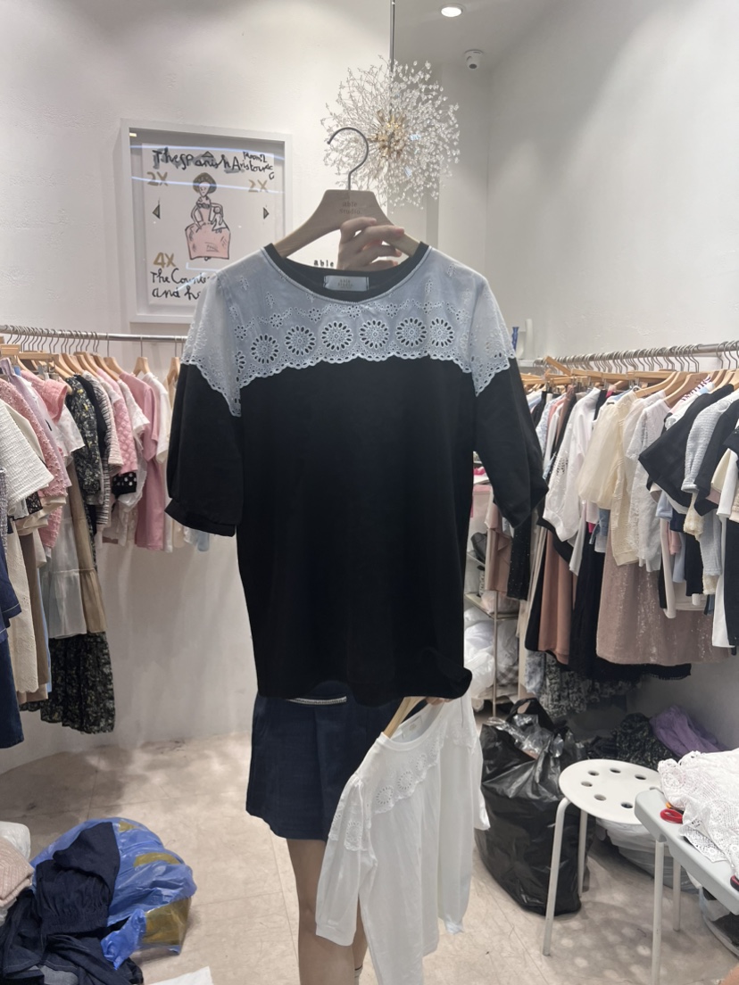 ABLE STUDIO韓國直郵東大門實拍女裝新款職業真品24春夏T恤蕾絲CONFETTIT恤圖色2