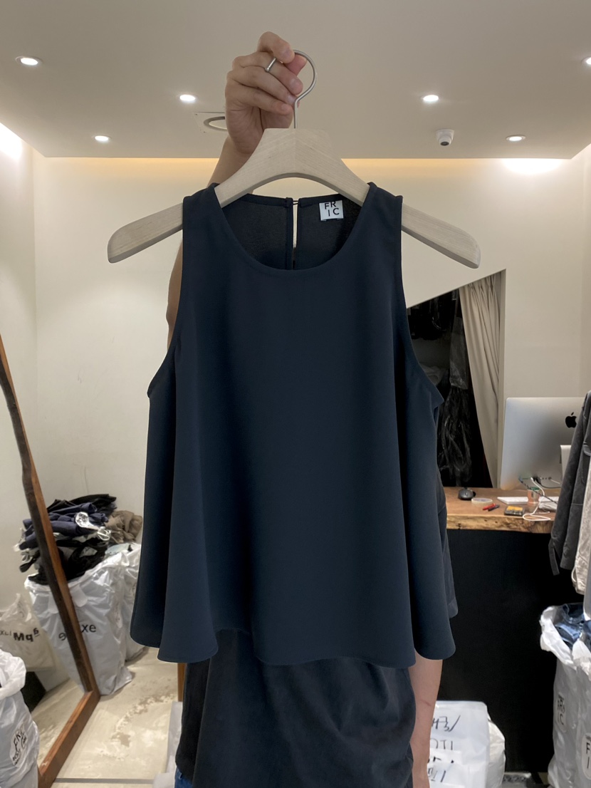 FRIC直郵韓國代購女裝新品推薦休閑時尚熱賣24春夏吊帶背心FRIC吊帶/背心圖色2