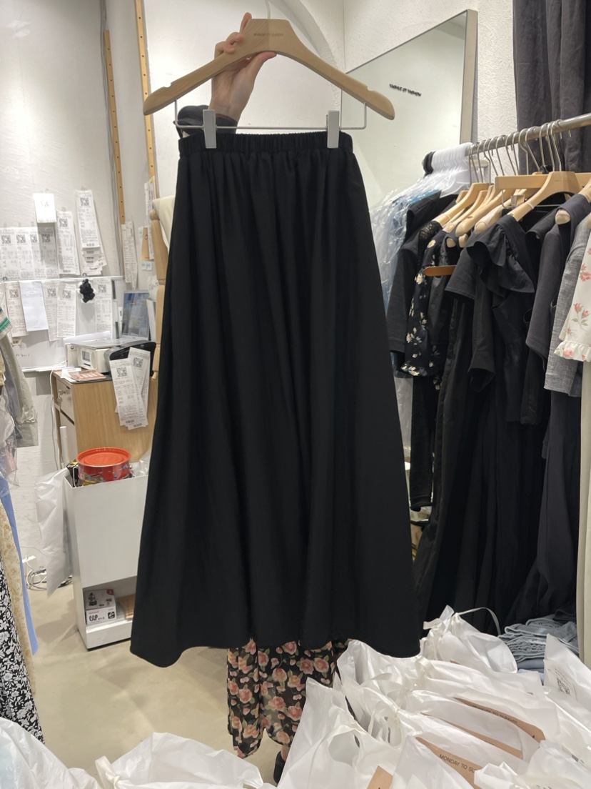 MONDAY TO SUNDAY直郵韓國代購女裝新品時尚24春夏長裙MONDAY TO SUNDAY長裙圖色2