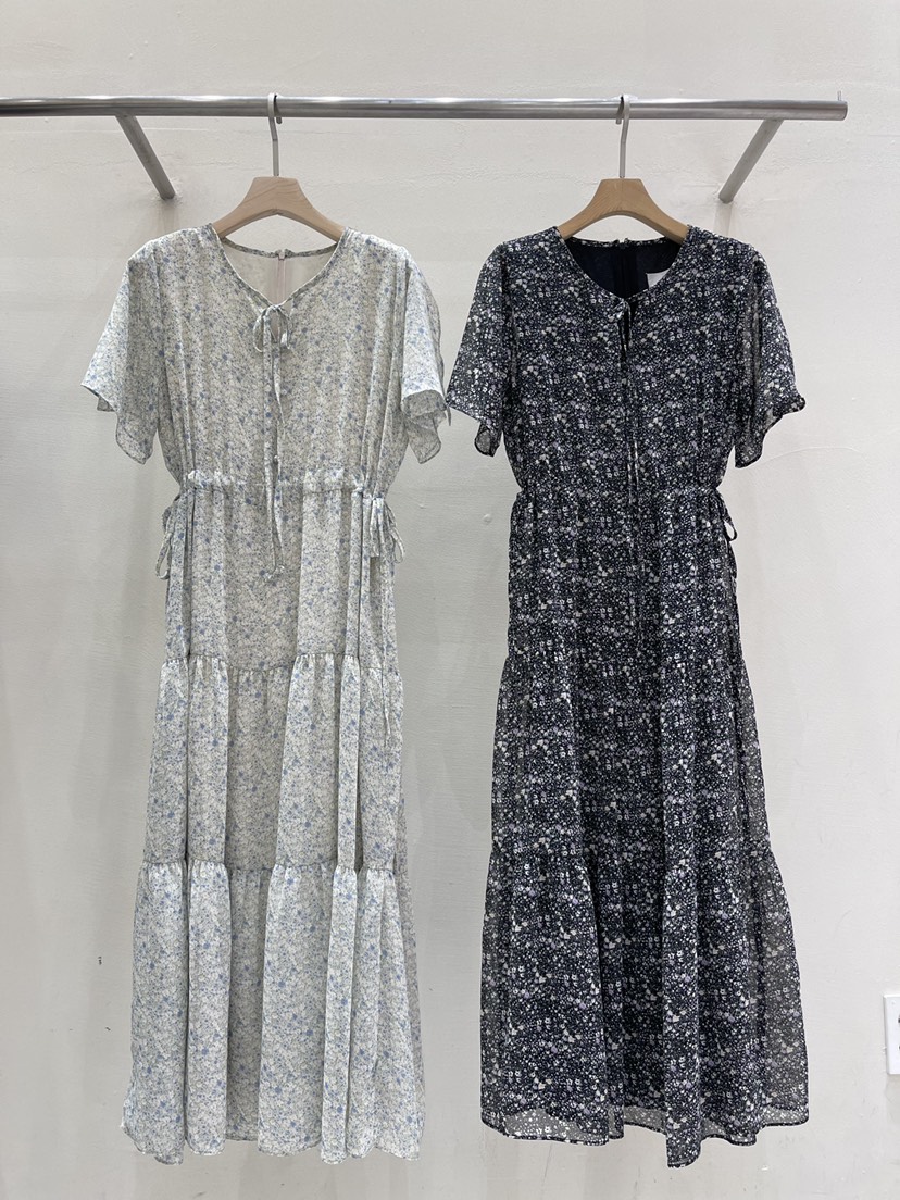 MU i韓國直郵東大門實拍女士新款時尚人氣休閑真品24春夏連衣裙Mu:i-Q連衣裙