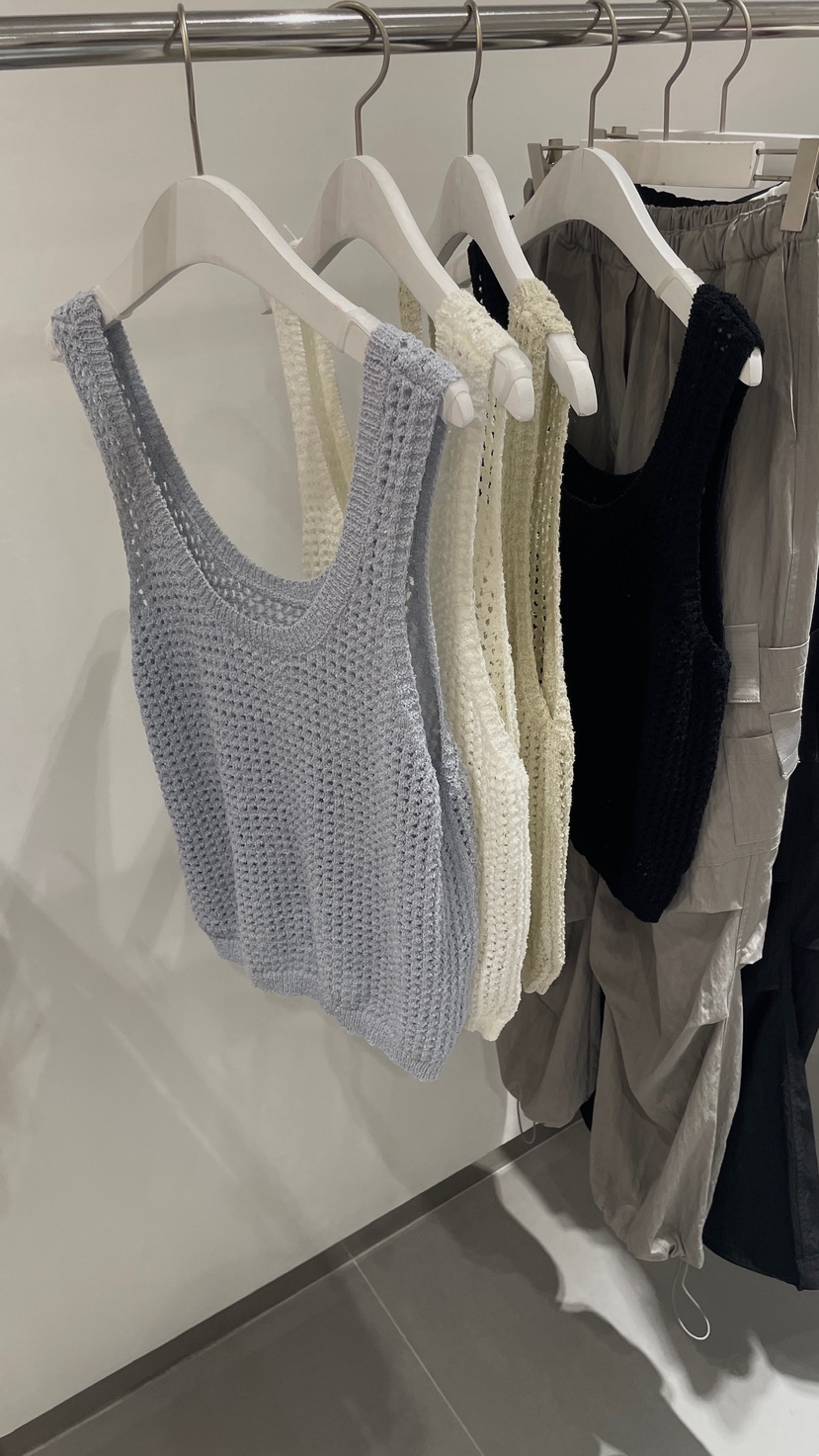 OUI-P韓國直郵東大門實拍女裝新品推薦時尚24春夏吊帶背心OUI-P吊帶/背心