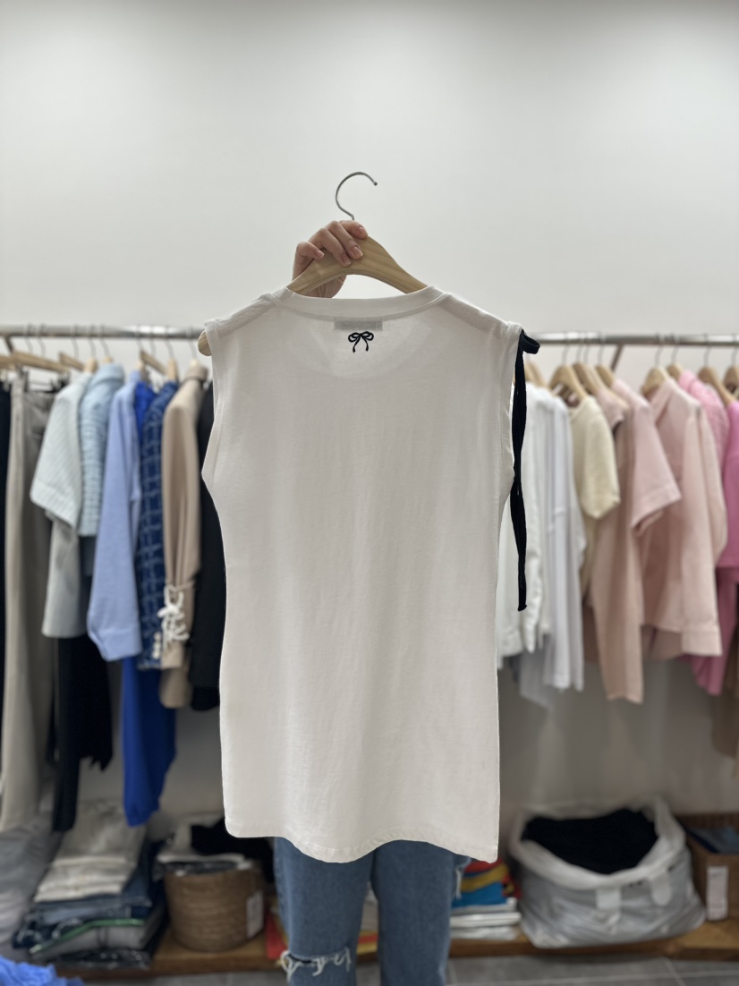 Delight直郵韓國代購女裝新品推薦熱賣時尚休閑吊帶背心刺繡DELIGHT吊帶/背心