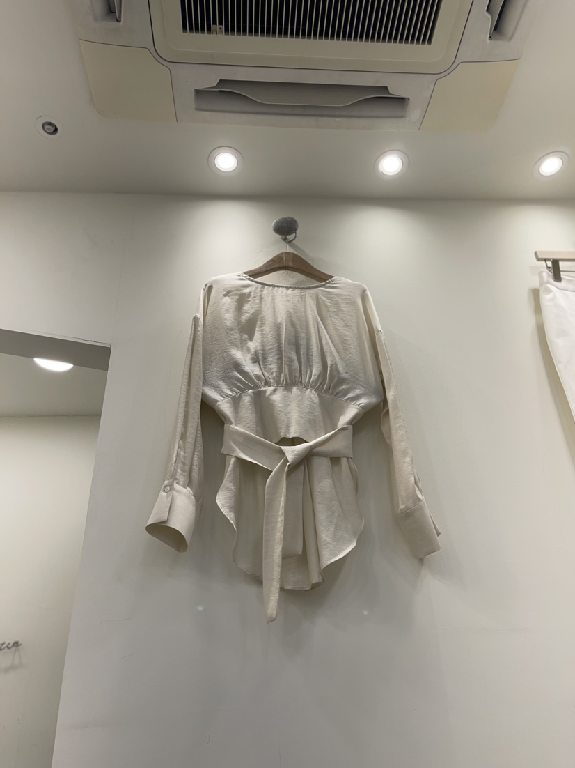 THE LOW韓國直郵女裝新品推薦休閑職業時尚熱賣襯衫蕾絲衫THE LOW襯衫/蕾絲衫