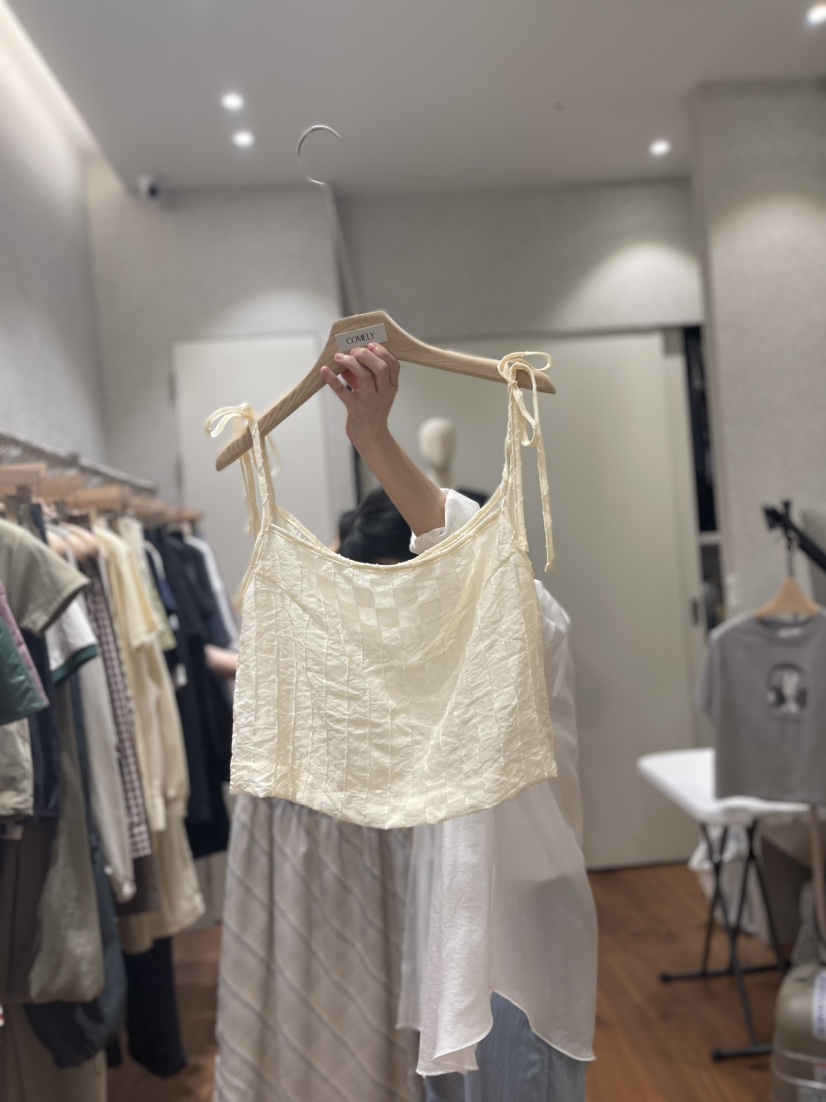 Comely直郵韓國代購女士新款24春夏熱賣吊帶背心不含內搭COMELY吊帶/背心圖色2