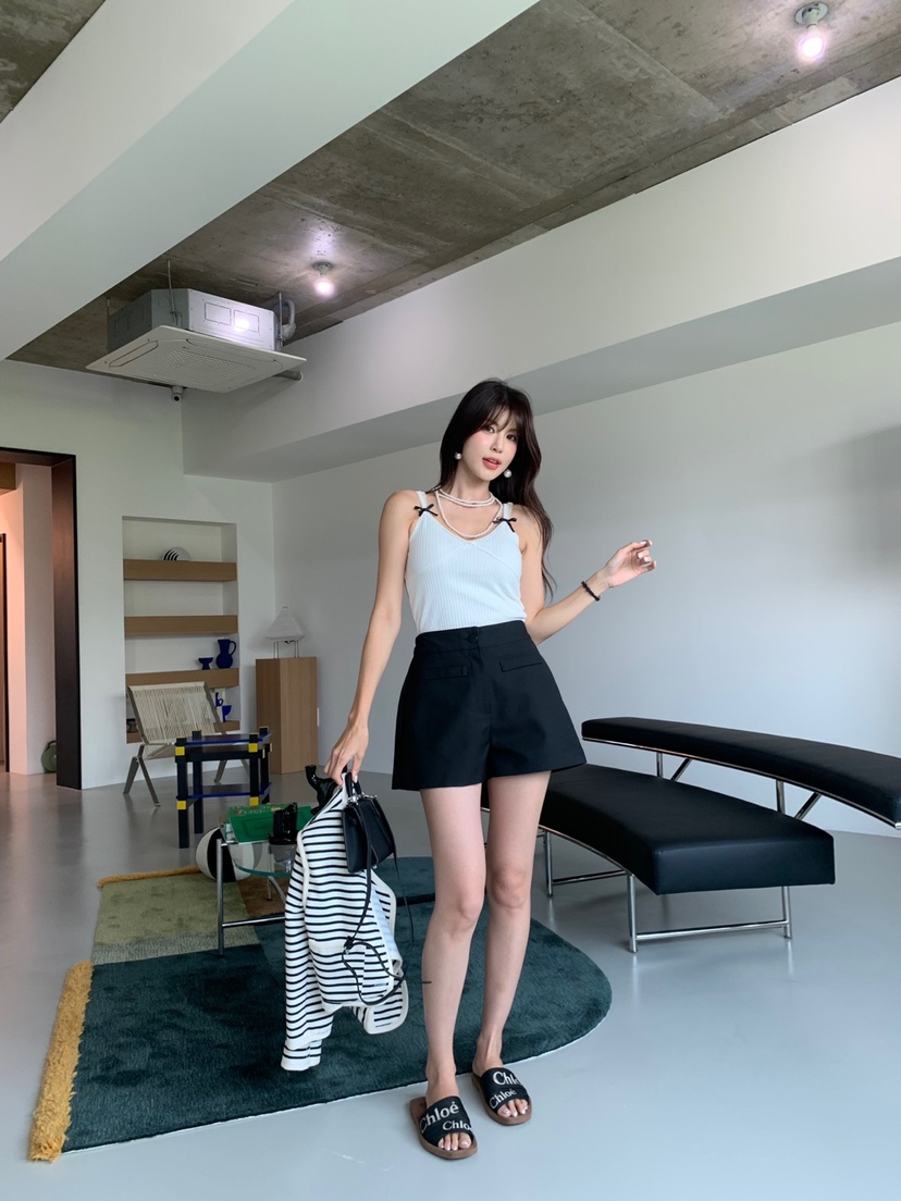 BANI BLUBH韓國直郵東大門代購女裝新品職業24春夏T恤蕾絲BANI BLUSHT恤