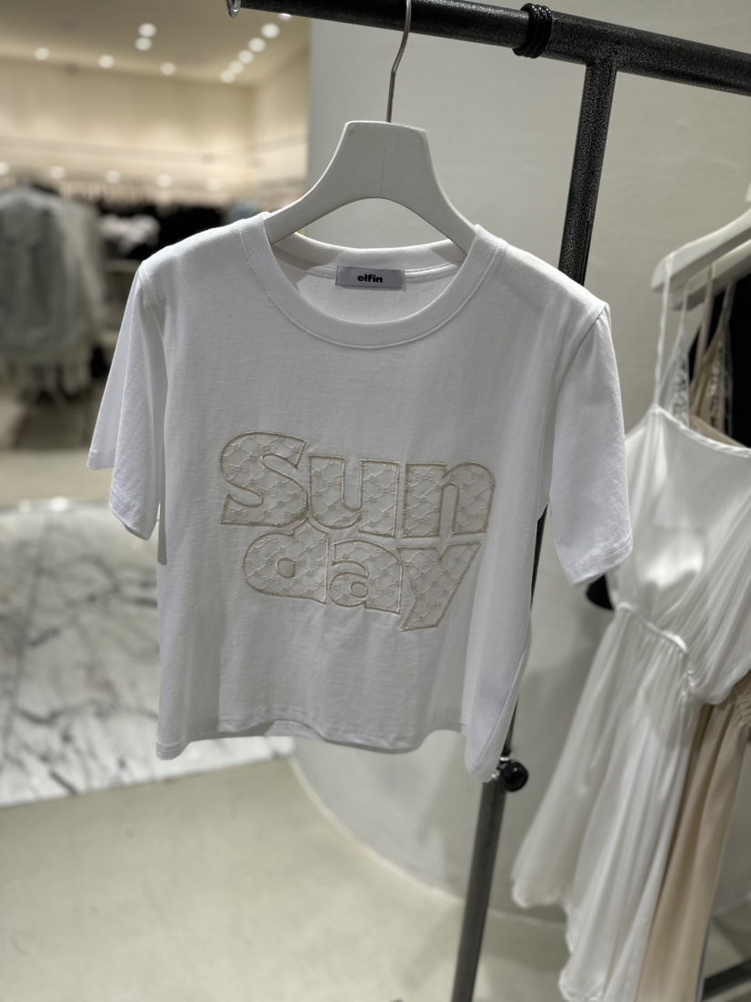 ELFIN韓國直郵東大門實拍女裝新款熱賣真品時尚推薦人氣T恤TOPDRESSINGT恤