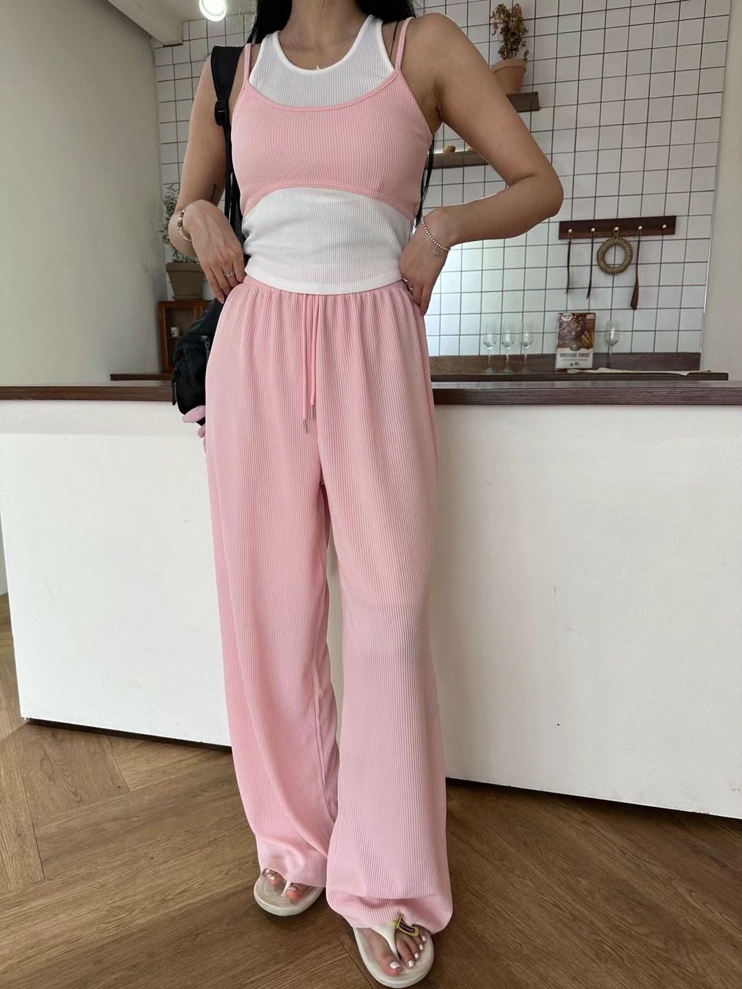 BLACK LADY韓國直郵東大門實拍女士新款24春夏推薦人氣套裝BLACK LADY套裝圖色2