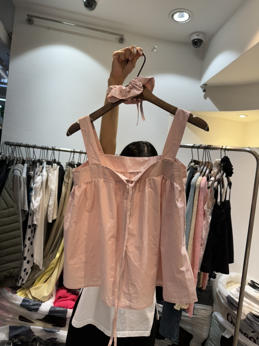 MILD ORANGE韓國直郵女裝新品推薦24春夏職業人氣吊帶背心MILD ORANGE吊帶/背心