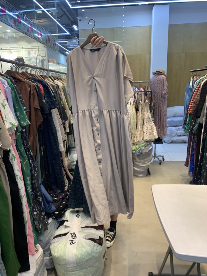 SUISUI韓國直郵東大門實拍女裝新品熱賣24春夏人氣連衣裙SUISUI連衣裙圖色2