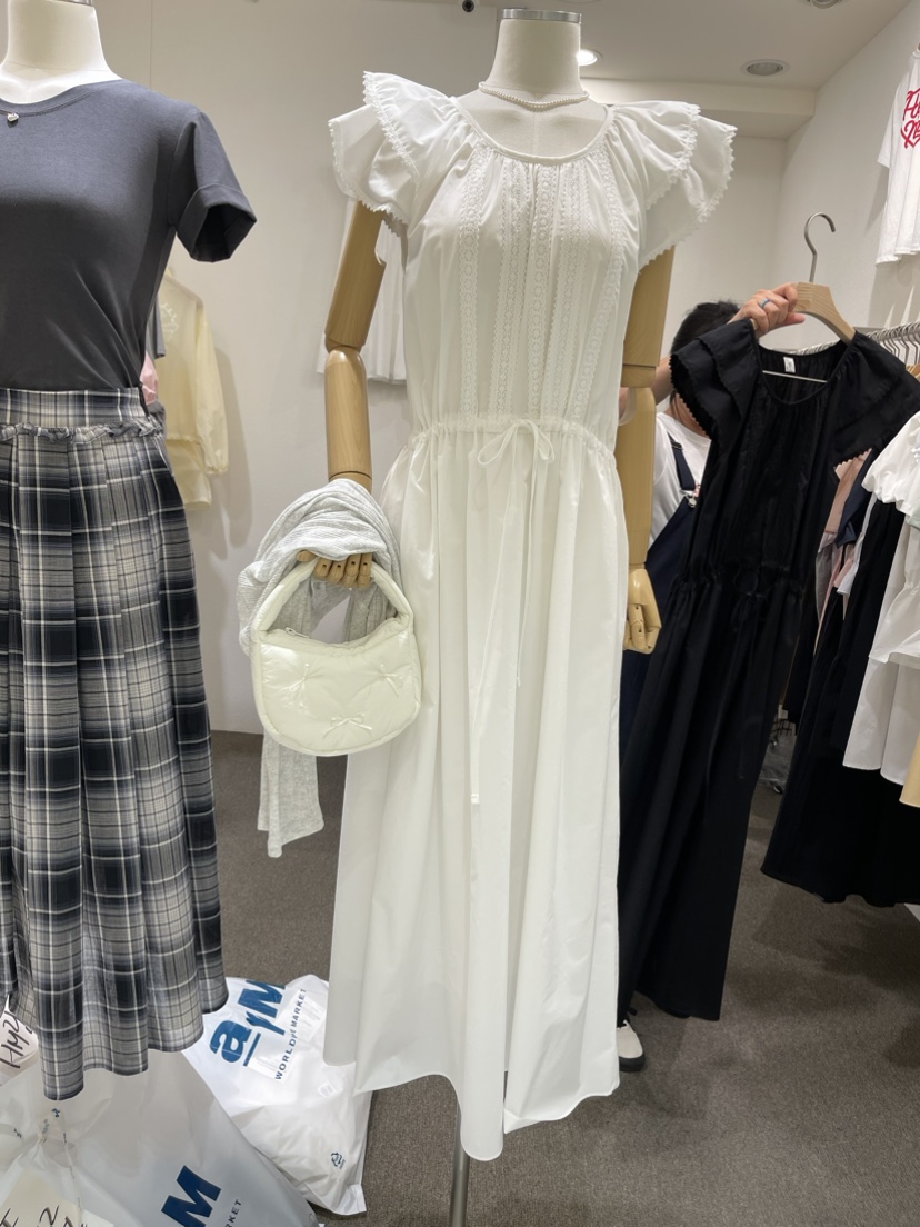 VILLABUTTON韓國直郵女裝新品24春夏真品人氣職業連衣裙蕾絲VILLABUTTON連衣裙圖色1