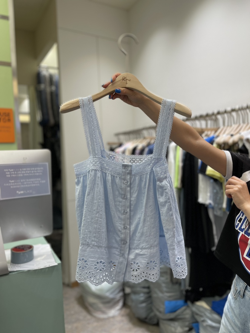 REIZ韓國直郵女裝新品熱賣24春夏時尚推薦真品人氣吊帶背心REIZ吊帶/背心圖色2