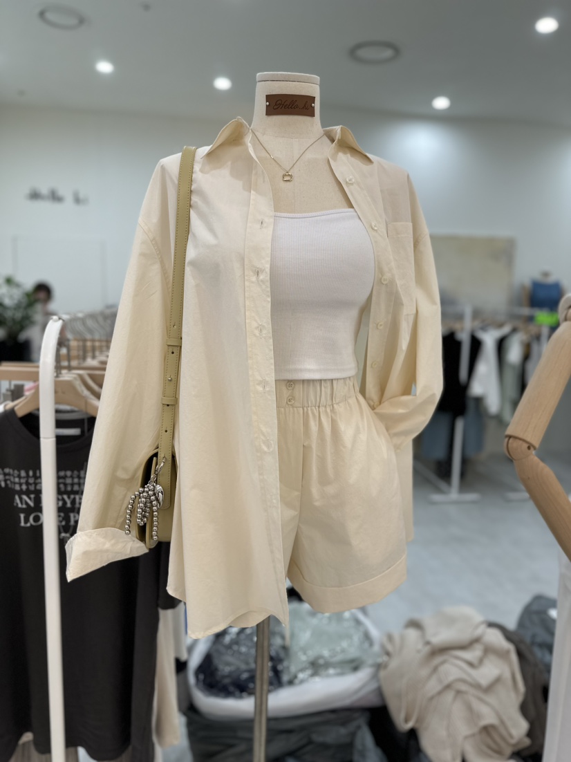 Hello Hi韓國直郵東大門實拍女裝新品熱賣人氣職業襯衫蕾絲衫Hello Hi襯衫/蕾絲衫