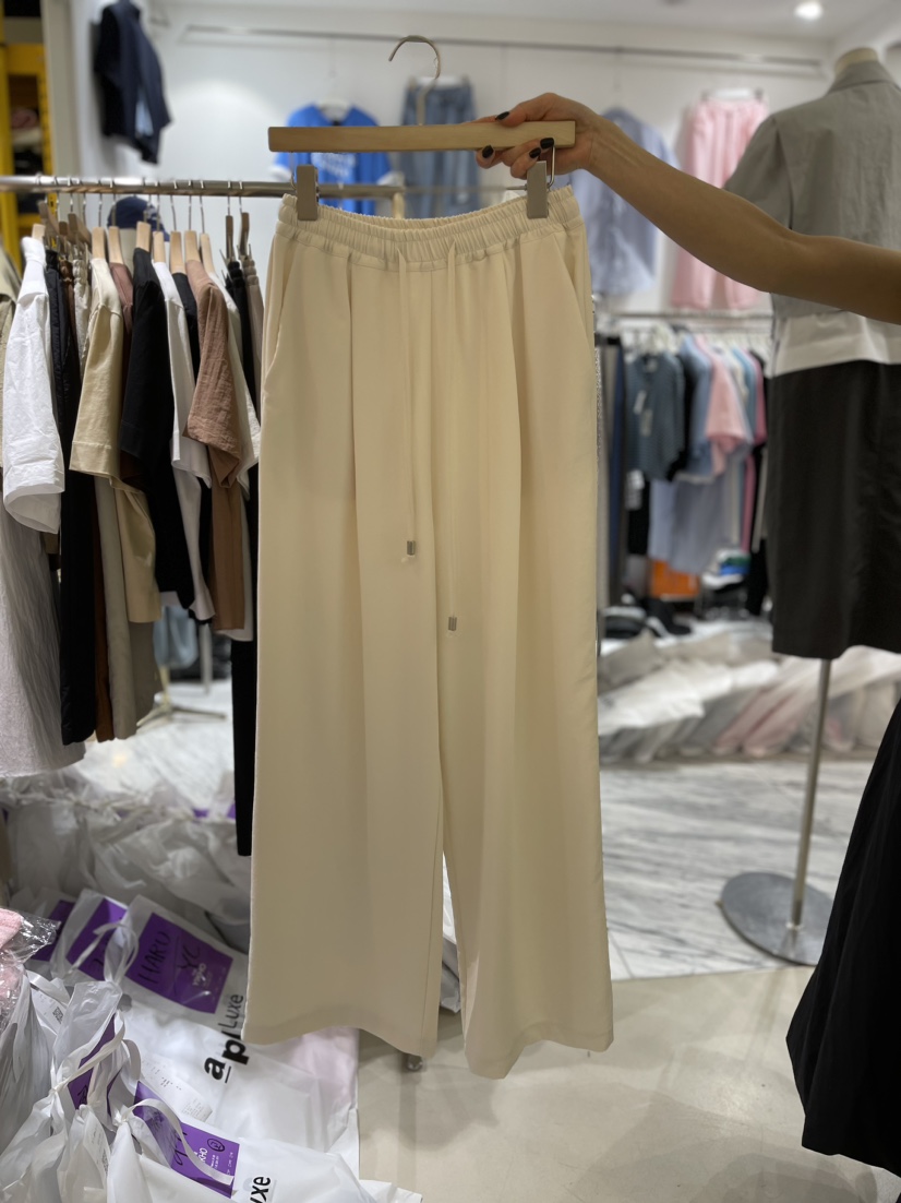YIKHO STYLE直郵韓國代購女裝新品熱賣真品時尚人氣休閑褲YIKHO STYLE休閑褲圖色1