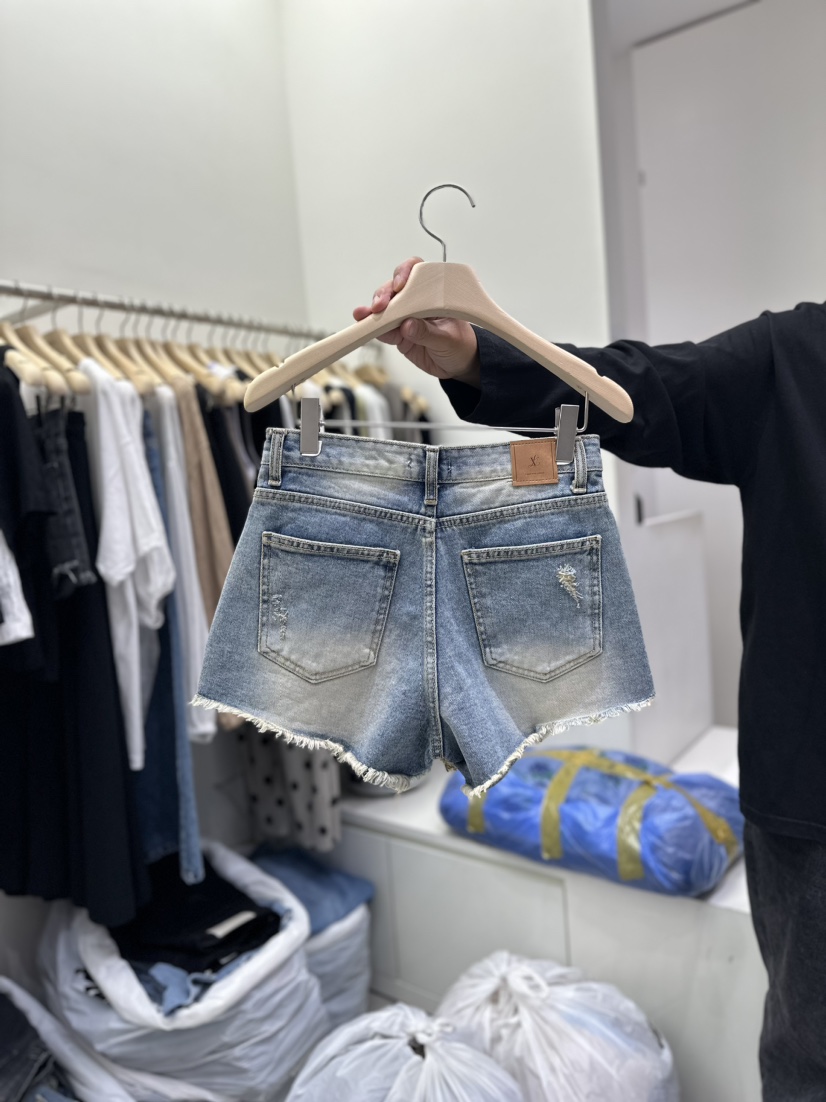 VIVEL韓國直郵東大門代購女裝新品時尚人氣真品推薦熱賣短褲VIVEL短褲