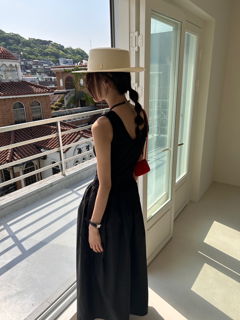ME MO韓國直郵東大門實拍女裝新品職業熱賣休閑時尚連衣裙ME MO連衣裙