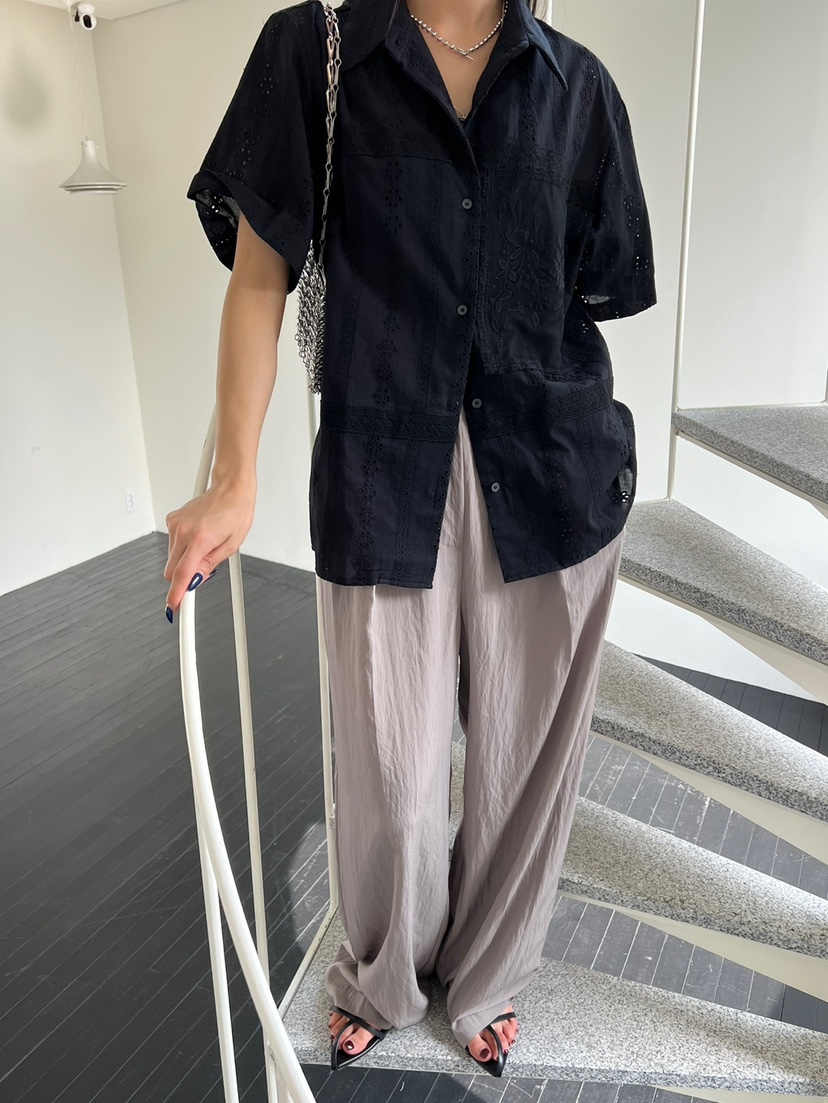 Special韓國直郵東大門代購女裝新款24春夏襯衫蕾絲衫口袋刺繡SPECIAL襯衫/蕾絲衫