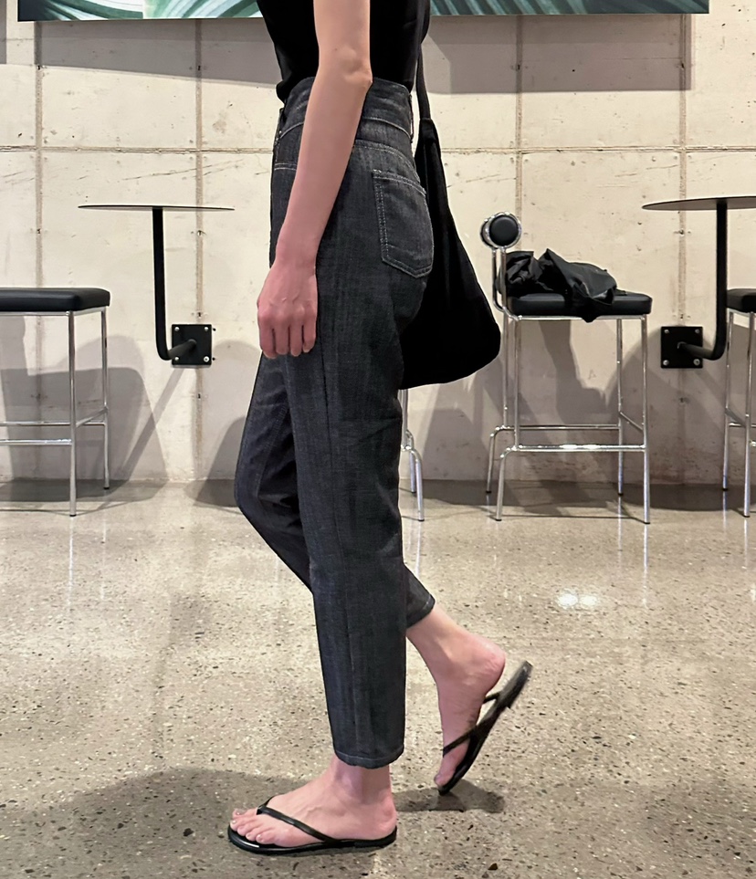 HAWK韓國直郵東大門實拍女裝新品真品職業熱賣時尚推薦牛仔褲Le Ahicon牛仔褲