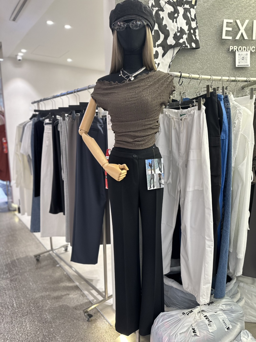 EXIT韓國直郵東大門實拍女裝新款人氣時尚熱賣24春夏休閑T恤EXITT恤