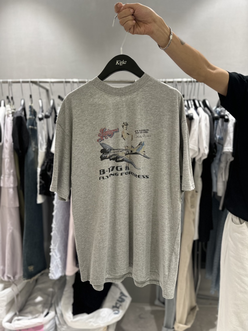 KIRKE韓國直郵東大門代購女裝新品人氣休閑真品職業推薦T恤VERVET恤圖色2