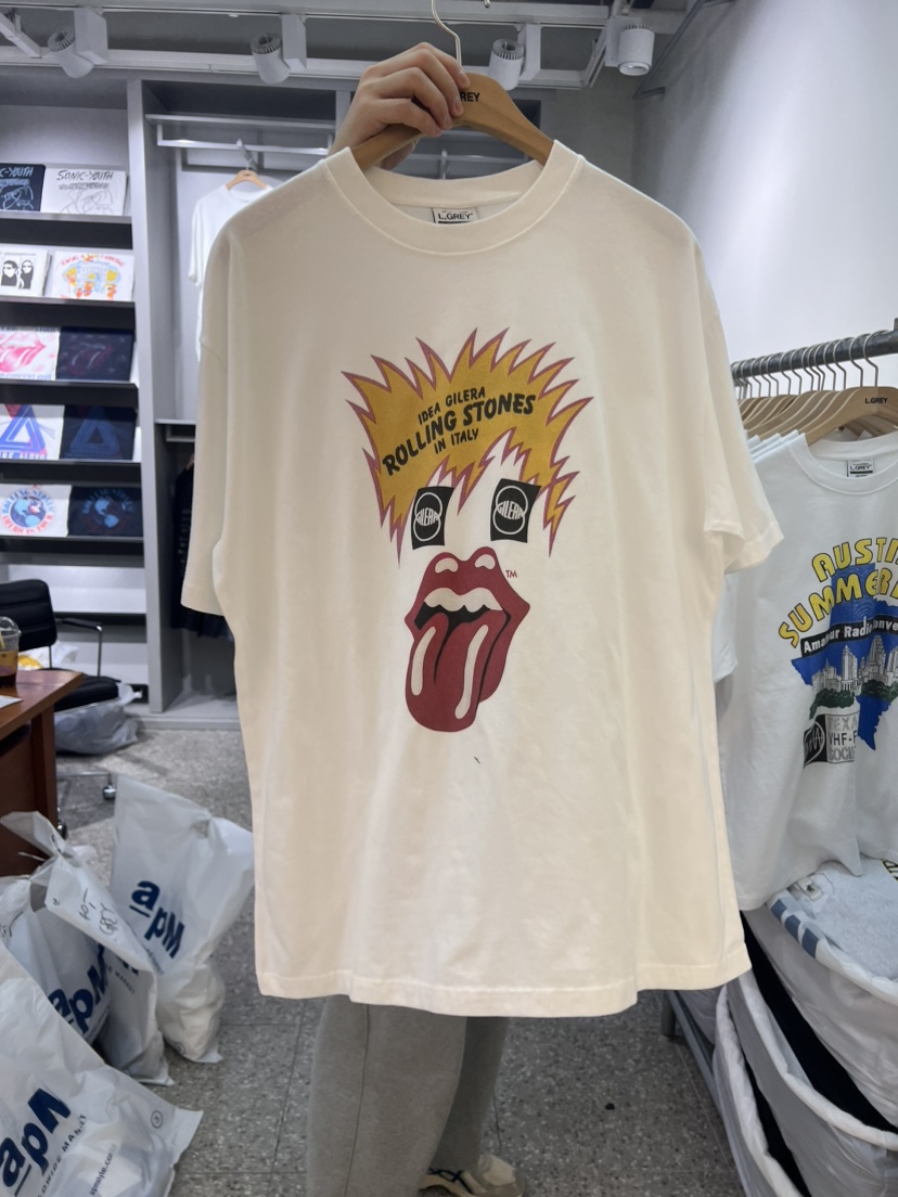 L GREY-男裝直郵韓國代購女裝新品真品推薦熱賣職業人氣T恤L GREYT恤