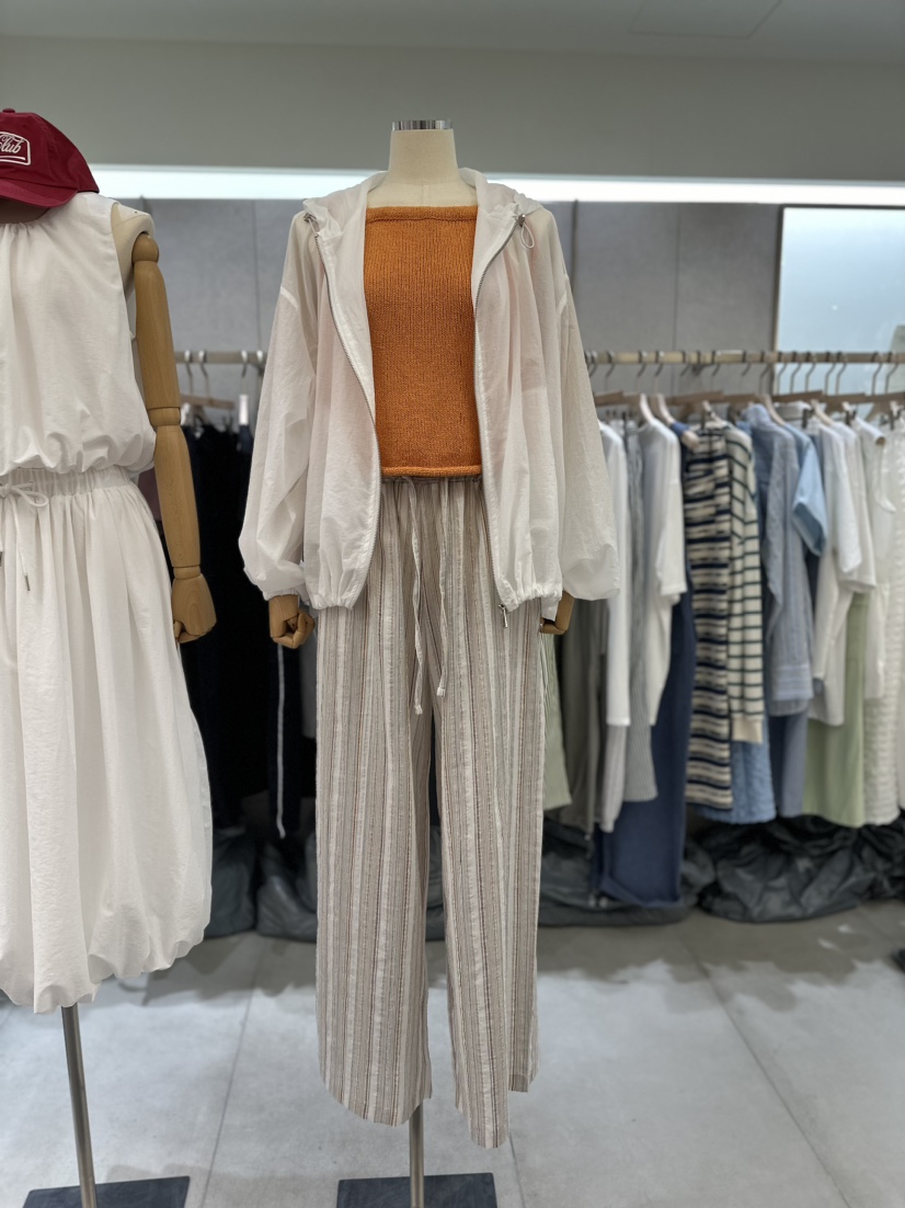 NOON_D韓國直郵東大門代購女裝新款真品推薦時尚人氣熱賣夾克NOON_D夾克