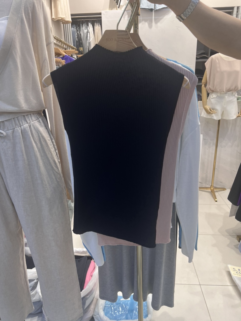 SOO JUNE韓國直郵東大門代購女裝新品休閑24春夏吊帶背心SOO JUNE吊帶/背心圖色3