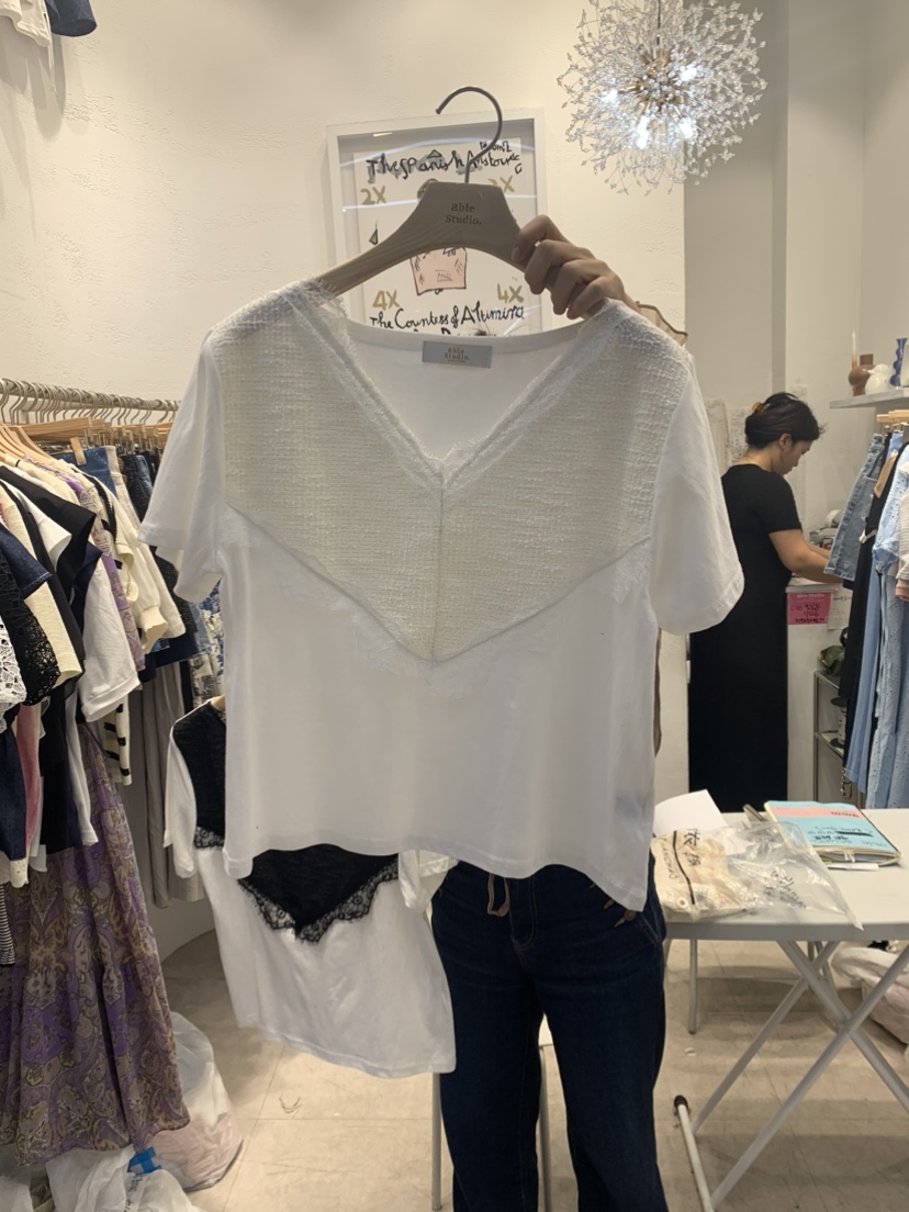 ABLE STUDIO韓國直郵東大門實拍女裝新品休閑真品推薦人氣T恤CONFETTIT恤圖色1