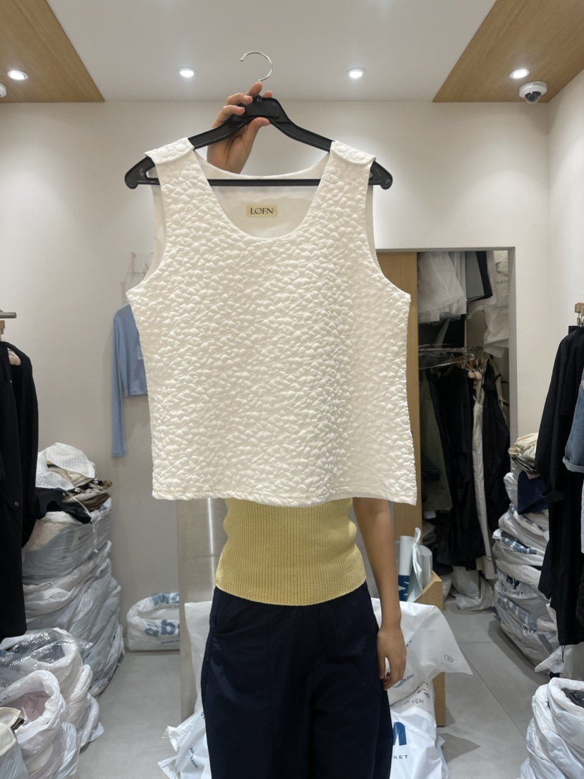 LOFN韓國直郵東大門代購女裝新款24春夏熱賣人氣吊帶背心CURVY吊帶/背心