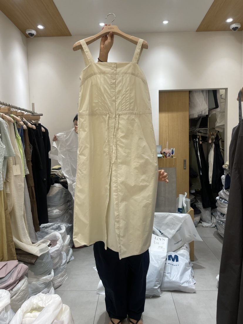 LOFN韓國直郵女裝新品真品24春夏熱賣職業推薦休閑連衣裙CURVY連衣裙