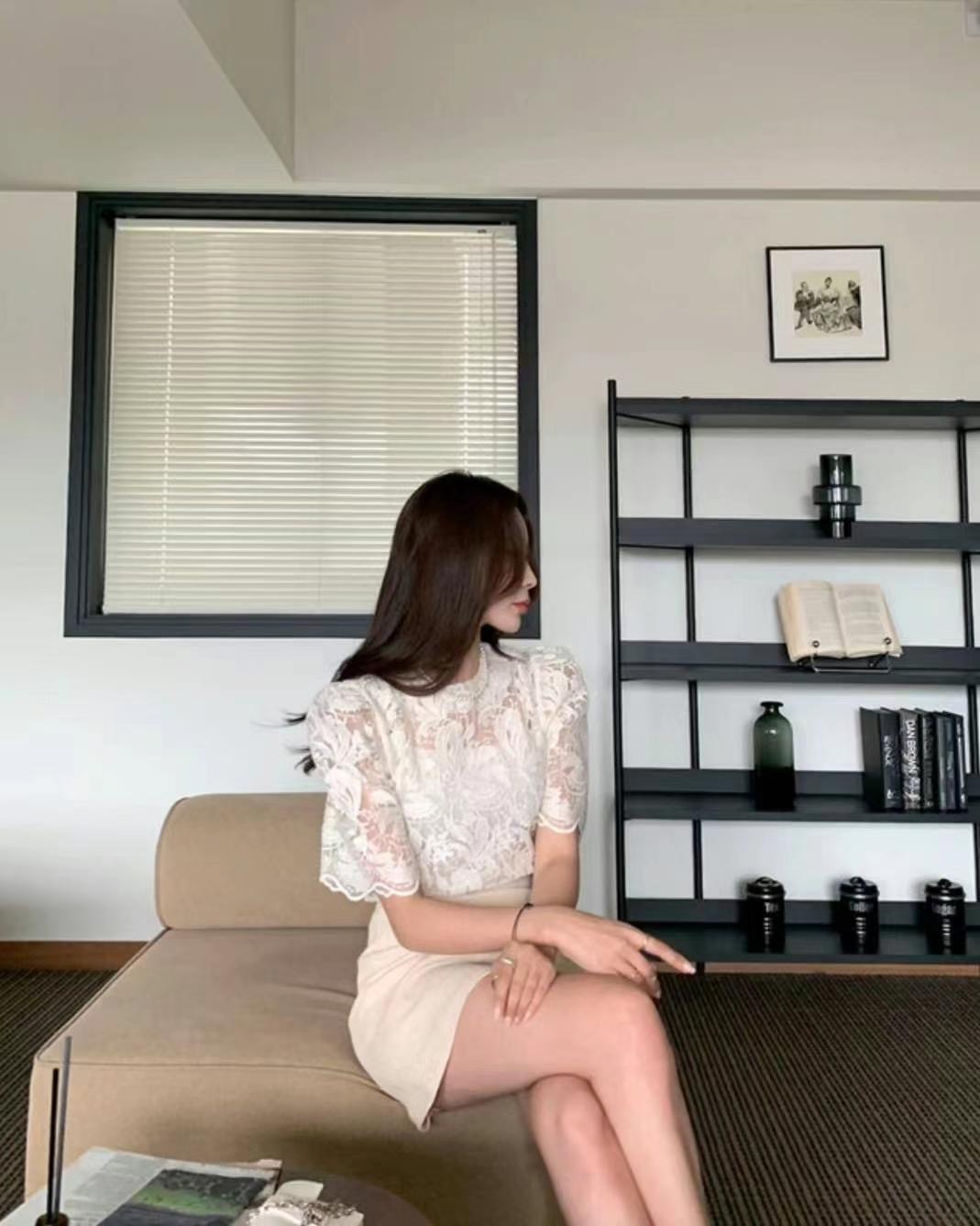 DDUIRYUN韓國直郵女裝新款真品推薦休閑時尚襯衫蕾絲衫蕾絲DDUIRYUN襯衫/蕾絲衫