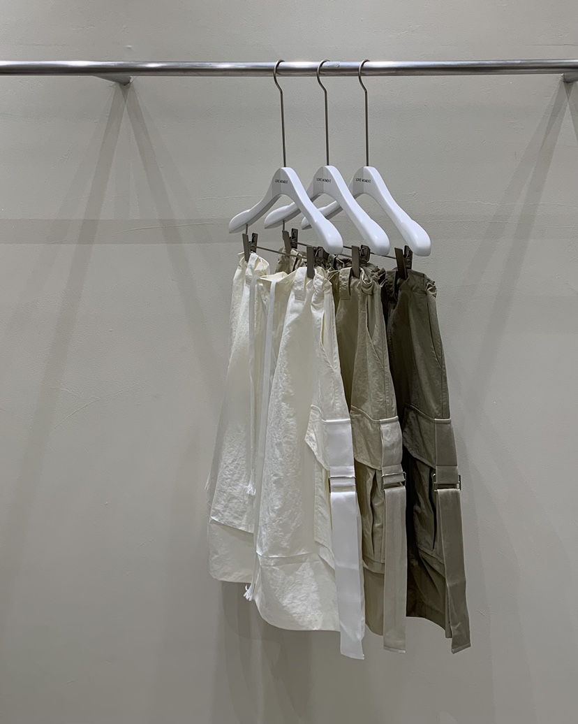 LOVE MOMENT直郵韓國代購女裝新款職業時尚推薦24春夏短褲工裝LOVE MOMENT短褲