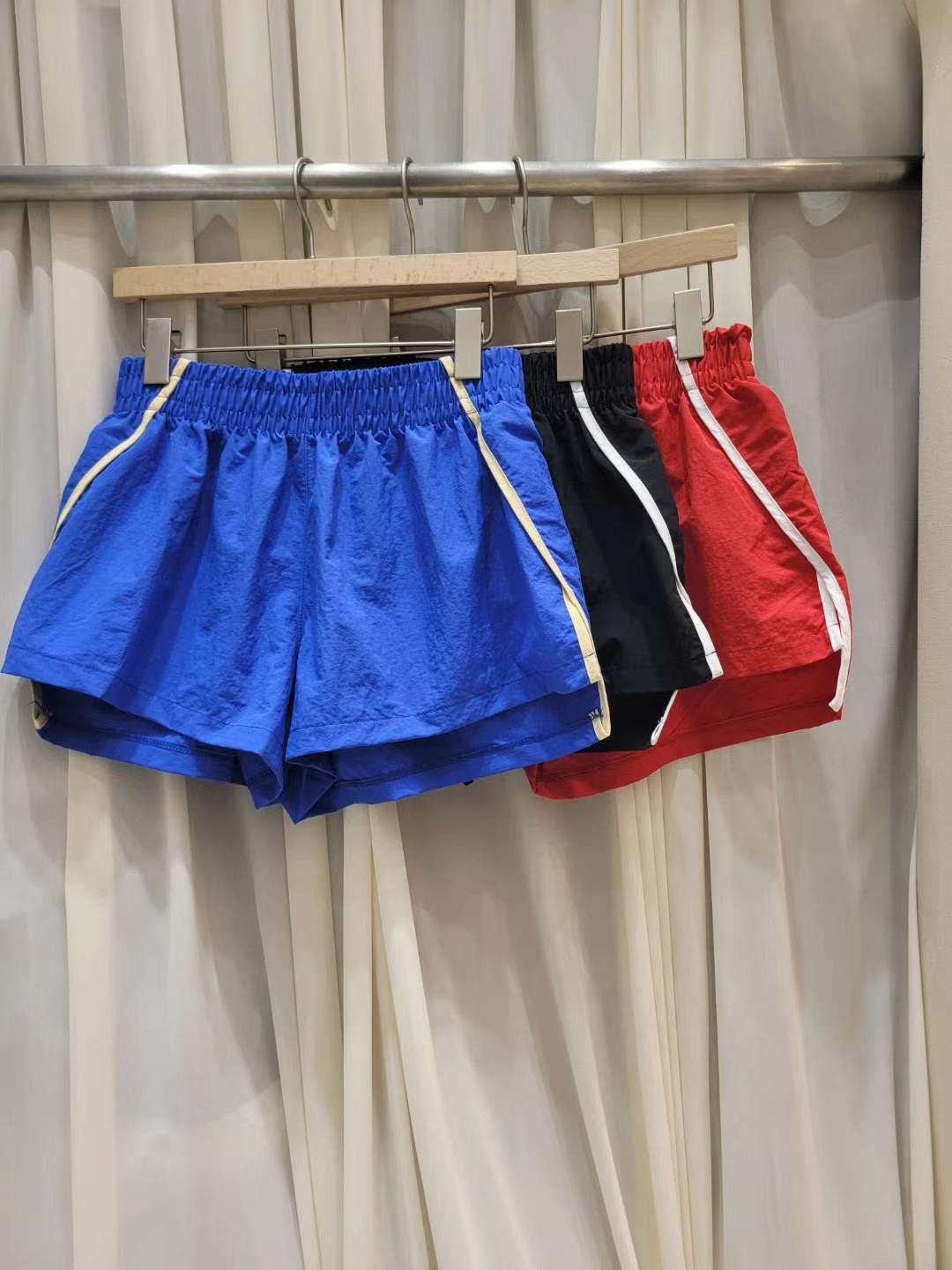 UNBOXING韓國直郵女裝新款時尚推薦24春夏人氣熱賣職業短褲UNBOXING短褲