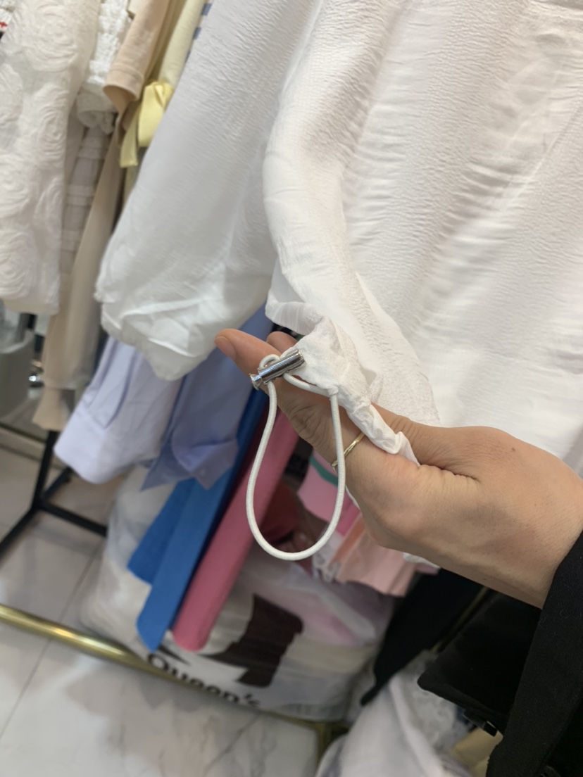 10 O CLOCK/Buttu韓國直郵東大門代購女裝新款真品襯衫蕾絲衫10 O CLOCK/Buttu襯衫/蕾絲衫