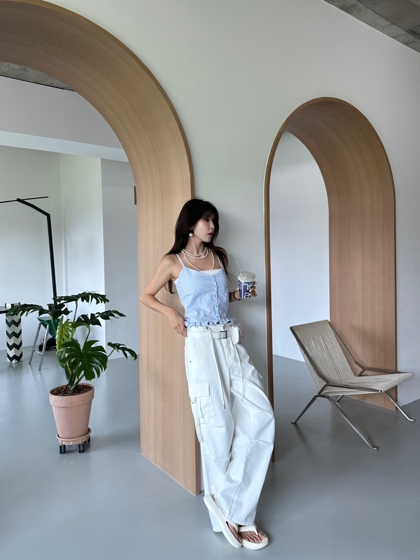 BANI BLUBH韓國直郵女裝新品人氣熱賣時尚24春夏吊帶背心BABYTOUCH吊帶/背心